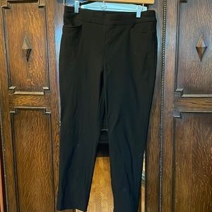 Chico’s So Slimming Size 1R Black Pants